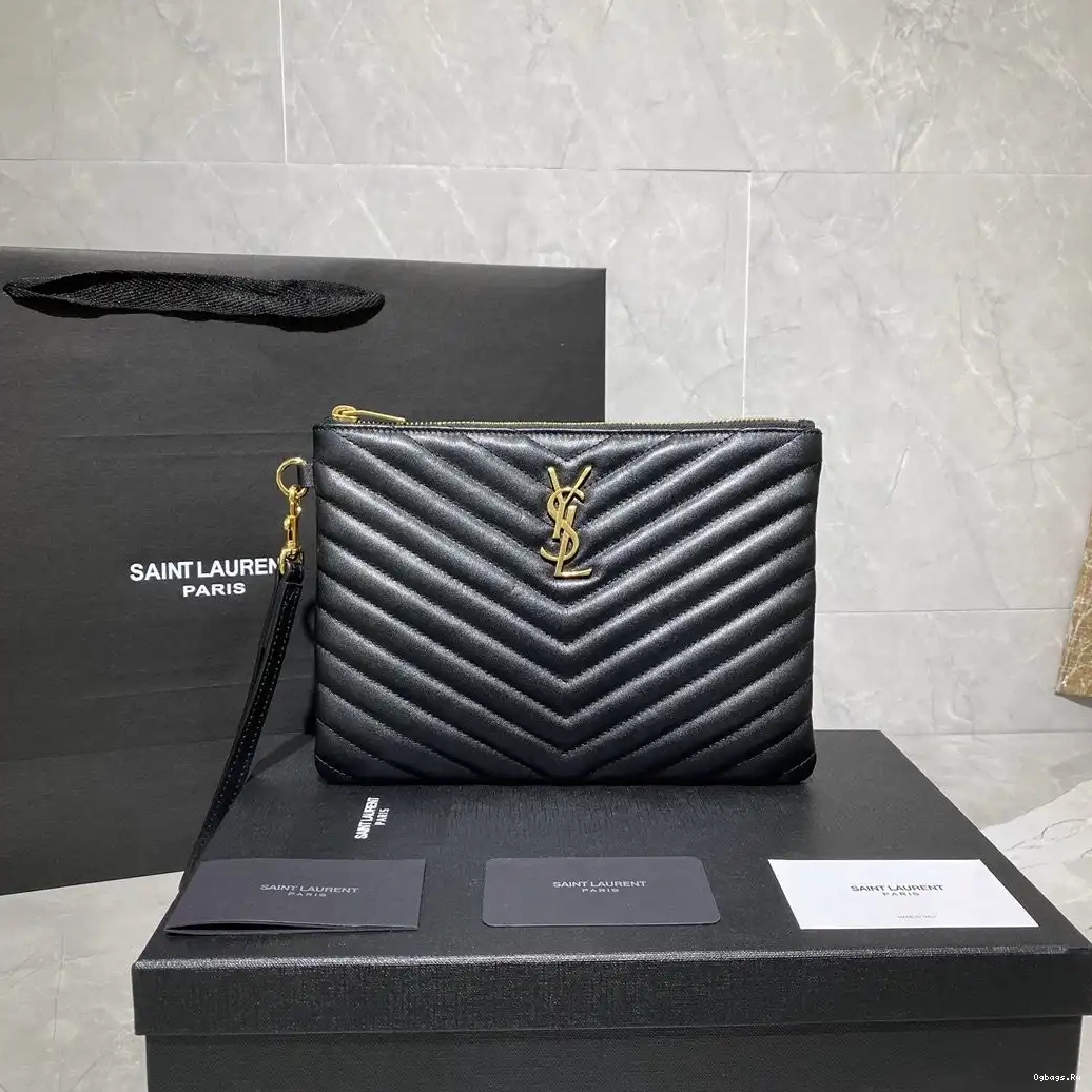 YSL CLUTCH MONOGRAM 0425